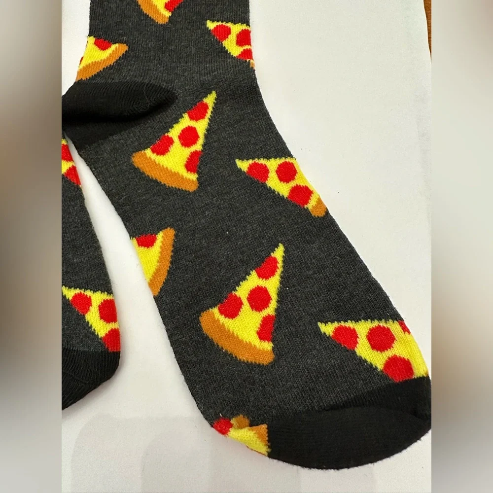 NWOT Men’s Pizza Graphic Socks in Dark Gray One Size